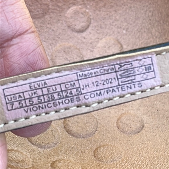 Vionic Elvia, new women’s adjustable, slip on orthotic sandals, black 7.5. 38.5 - Picture 5 of 6